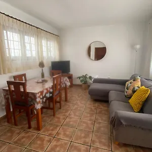 Casa Rosa Famara